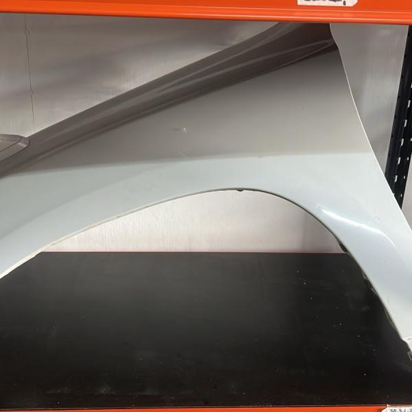 Toyota Prado Fender met Spiegel